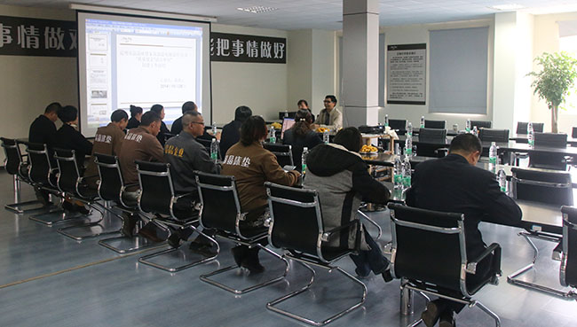 JMLP3-(50T-200T)大噸位精密四柱液壓裁斷機 JMLP3-(50T-200T)大噸位精密四柱液壓裁斷機